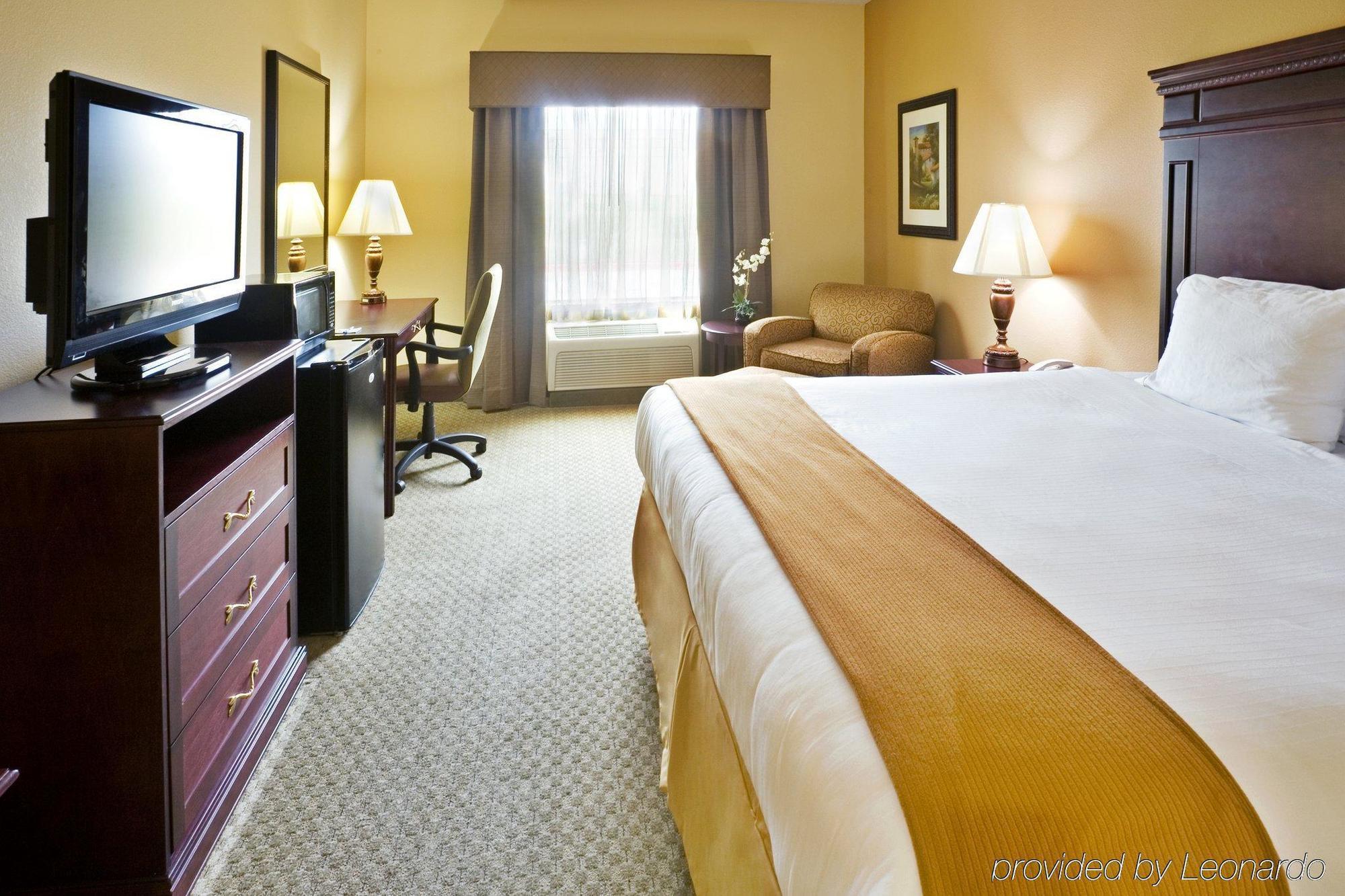 Express & By Ihg